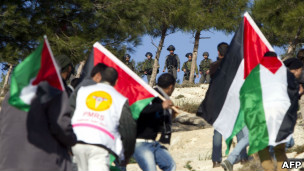 درگیری فلسطینیان و پلیس در شهرک یهودی نشین