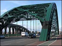 Wearmouth Bridge