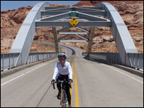 Jane Tomlinson on her bike ride across the USA