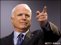 O candidato republicano à Presidência dos Estados Unidos, John McCain, em comício na Virgínia