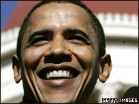 Barack Obama depois de anunciar a candidatura, em fevereiro de 2007