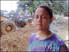 Ana Paula conseguiu se salvar junto com a mãe, mas seu pai foi morto na enchente (fotos: Paulo Cabral)