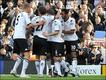 para pemain Fulham meluapkan suka cita setelah Clint Dempsey mencetak gol ke gawang Wigan
