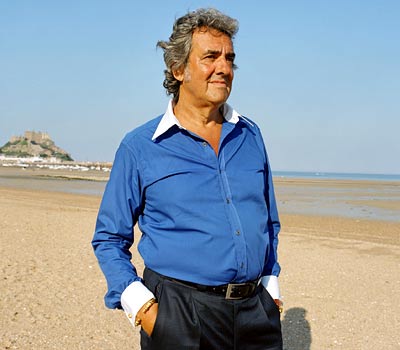 David Dickinson