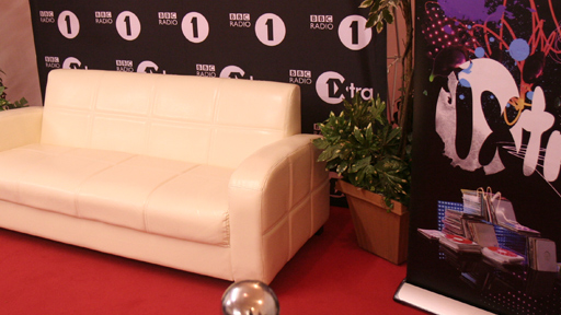 MOBOs - Max does the backstage tour