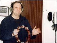 Martin Stephenson on the tambourine