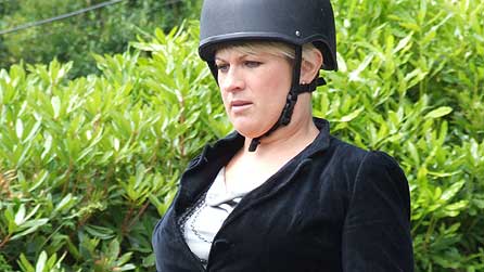 julie_horse.jpg