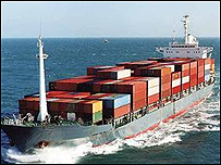 Navio com produtos de exportação