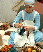 Pic: A Viking housewife - Sarah Twelftree