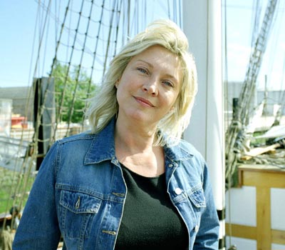 Amanda Redman