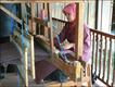 Kerajinan tenun di Sukoharjo. Foto Vivien Marsh