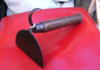 A pig scudder