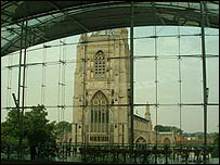 St Peter Mancroft Church viewed through The Forum.