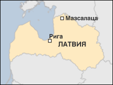 На карте Латвии отмечена столица Рига и город Мазсалаца