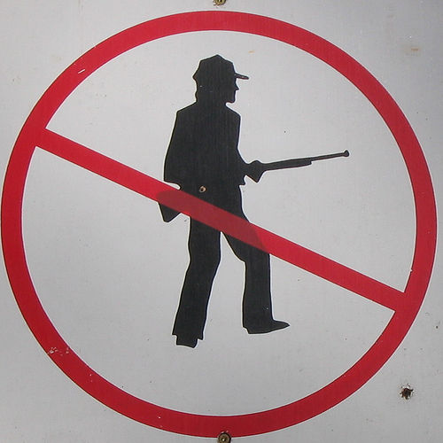 No hunting sign comonly placed in North America (image: mutantlog)
