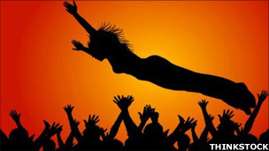 Stage dive
