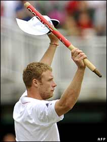flintoff211afp.jpg