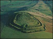 Caer Caradoc (Chapel Lawn) (picture: CPAT)