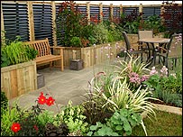 Credit crunch garden by Jonathan Hall